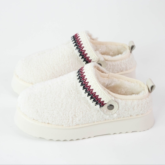 beach by mattis Shoes - Storm Faux Fur Lining Mule, Ivory | Beach by Matisse Size 6